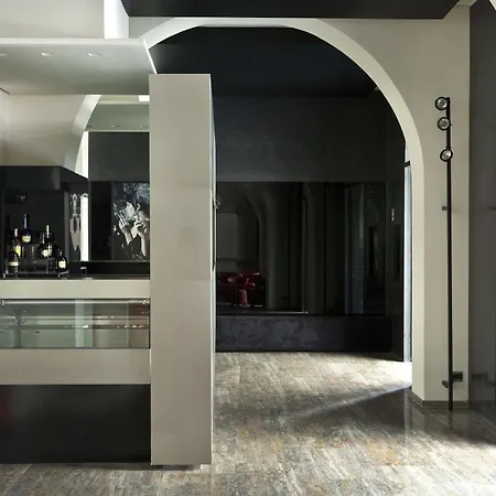Hotel House